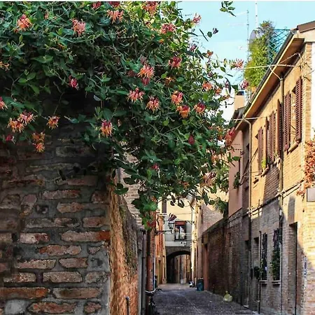 Apartment Magnifico In Palazzo Storico Del 500”