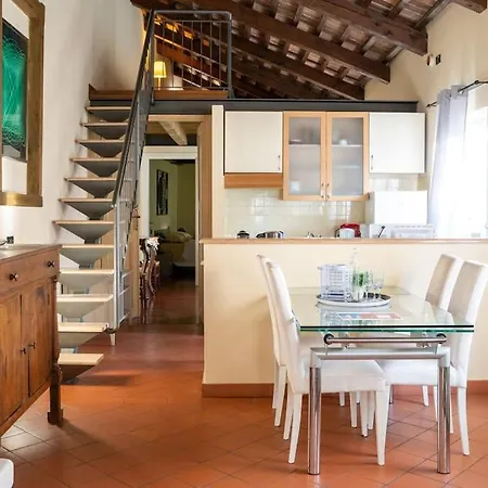 Apartment Magnifico In Palazzo Storico Del 500”