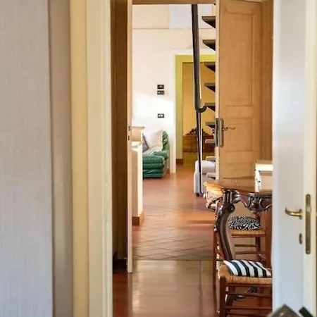 Apartment Magnifico In Palazzo Storico Del 500”