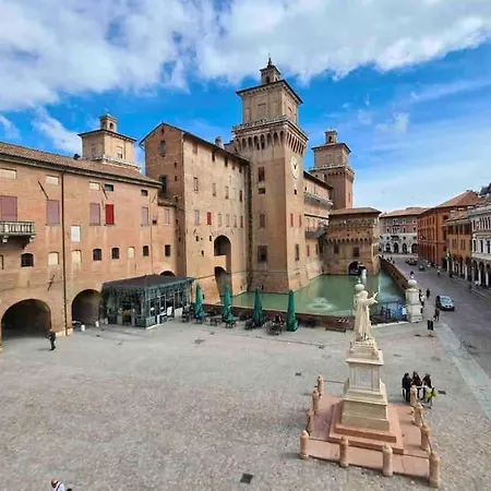 Magnifico In Palazzo Storico Del 500” Apartment *